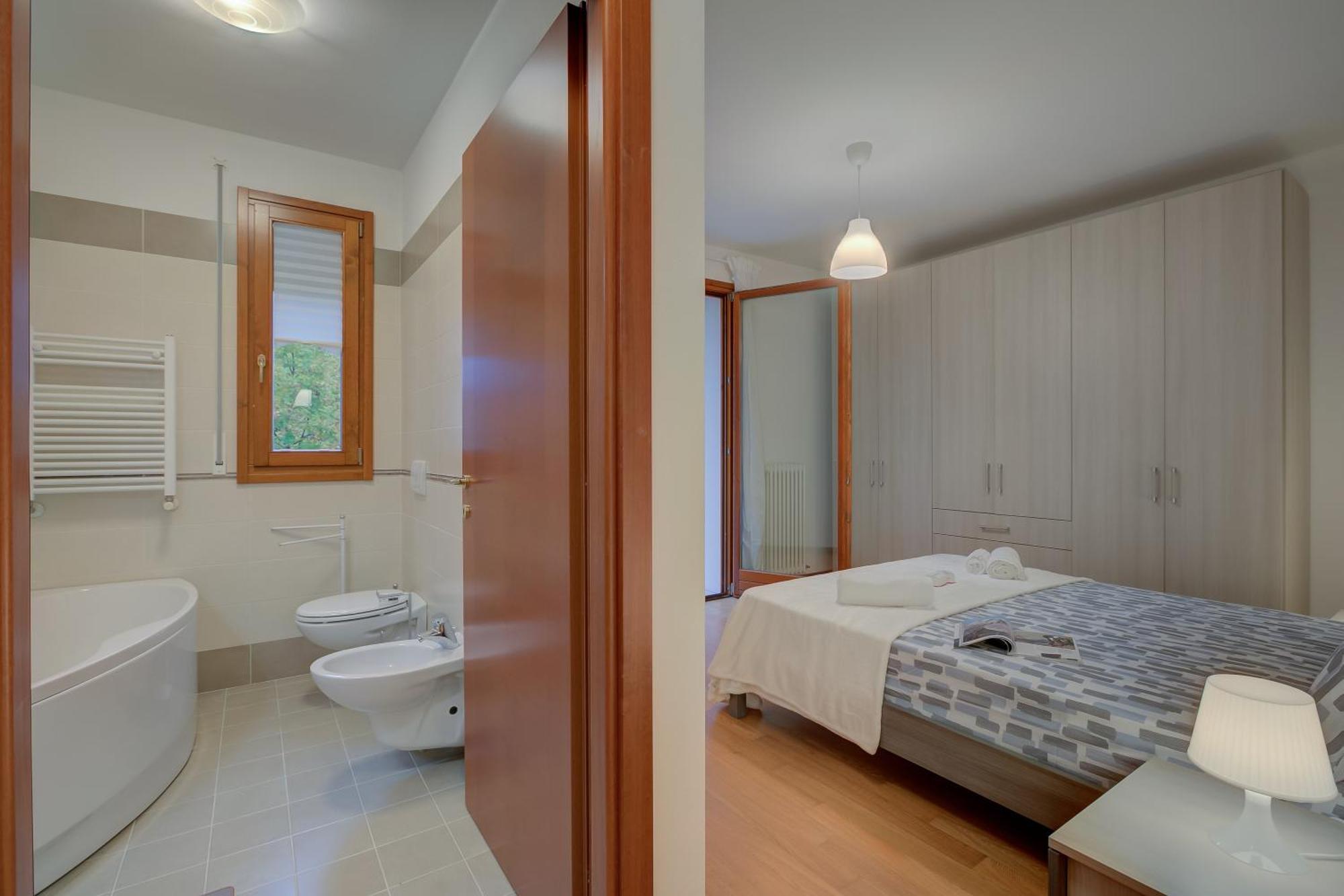Magnolia - Happy Rentals Laveno-Mombello Bagian luar foto