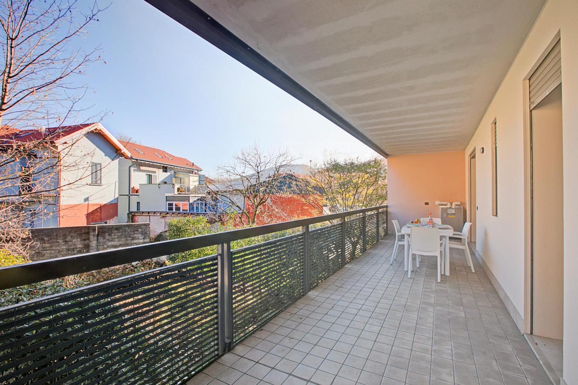Magnolia - Happy Rentals Laveno-Mombello Bagian luar foto